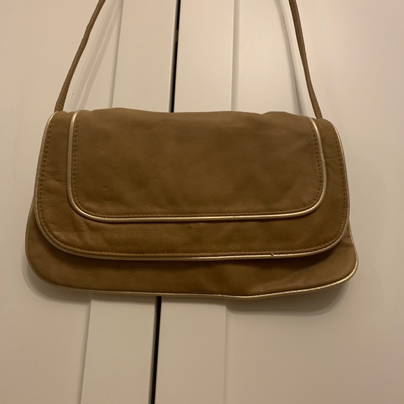 H&M vintage-inspired tan purse - Picture 1 of 11